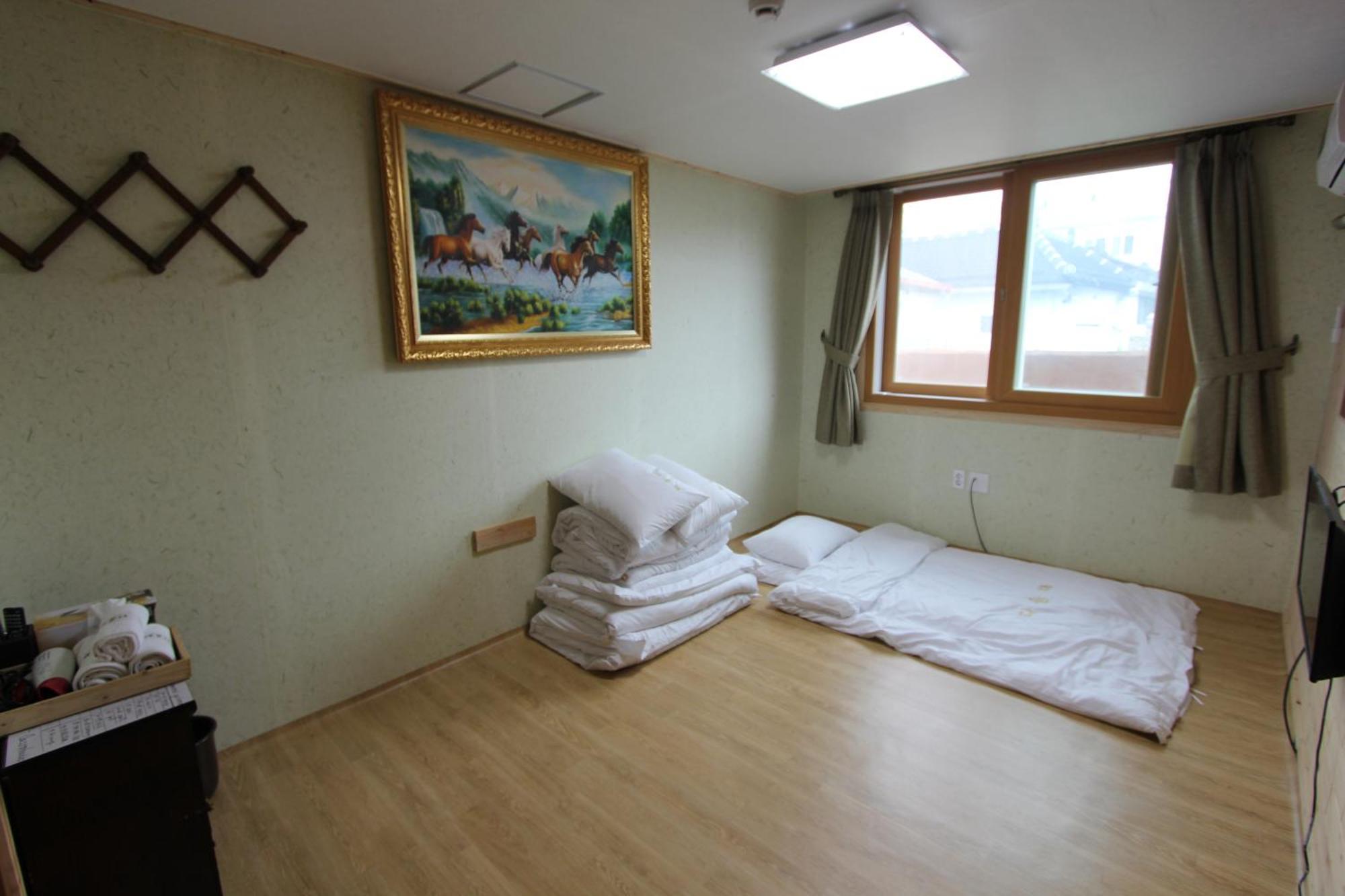Dasomchae Hanok Stay Gwangju Metropolitan City Room photo